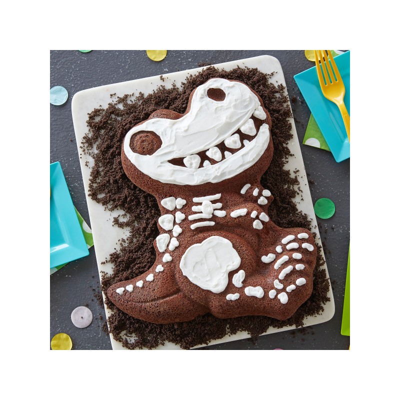 Wilton Dinosaur Cake Tin Wilton Cake Decorating Supplies Who Wants 